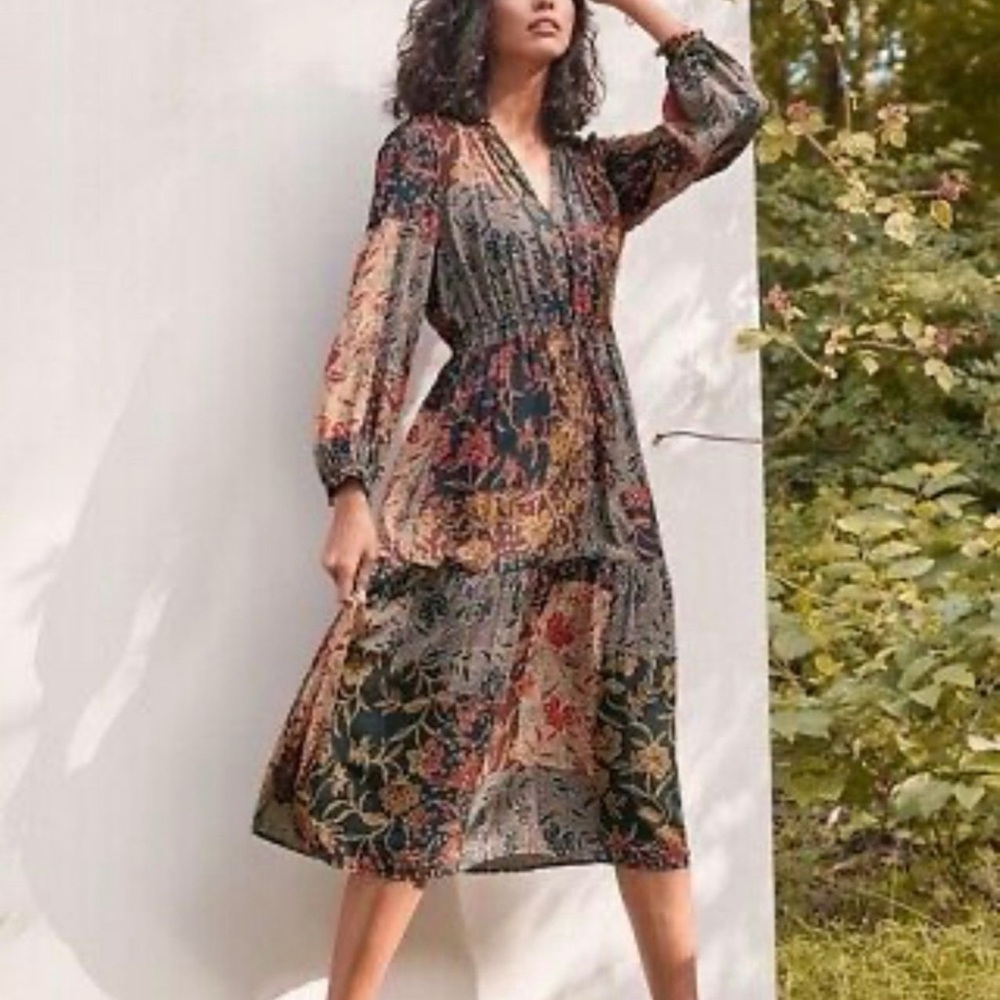 Elegant Floral Maxi Dress in Multicolor